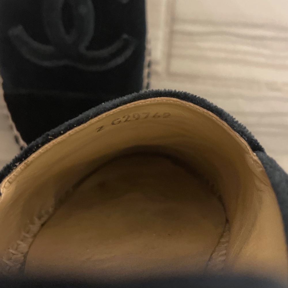 Chanel Dark Navy Velvet Espadrilles - Picture 5 of 13
